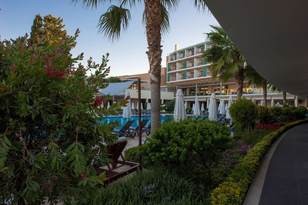 Tui Blue Barut Andiz - Adults Only - All Inclusive — Outdoor in Side