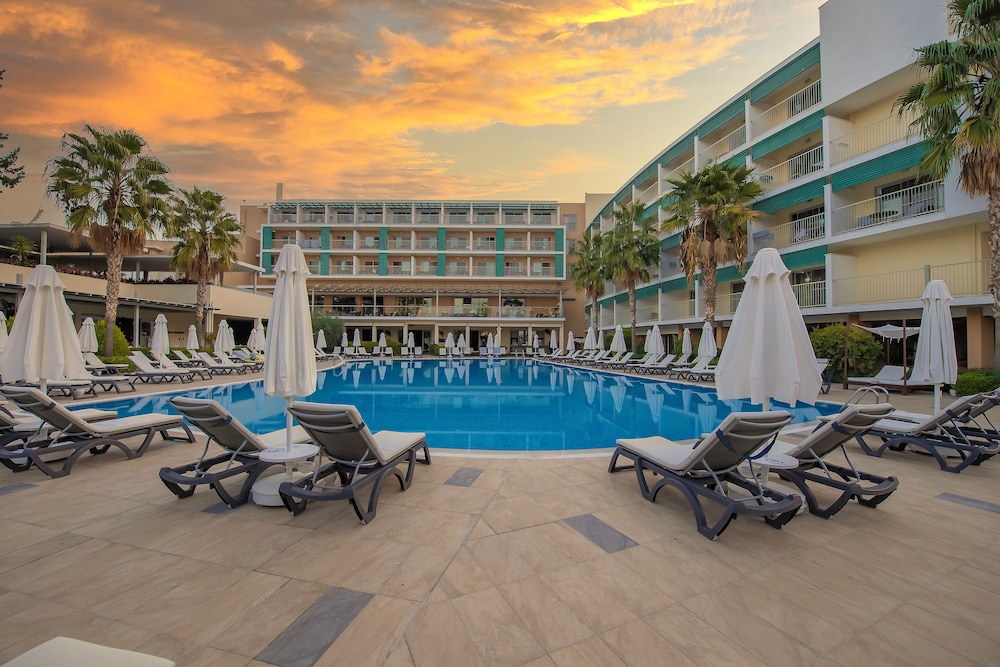 Tui Blue Barut Andiz - Adults Only - All Inclusive — Outdoor in Side
