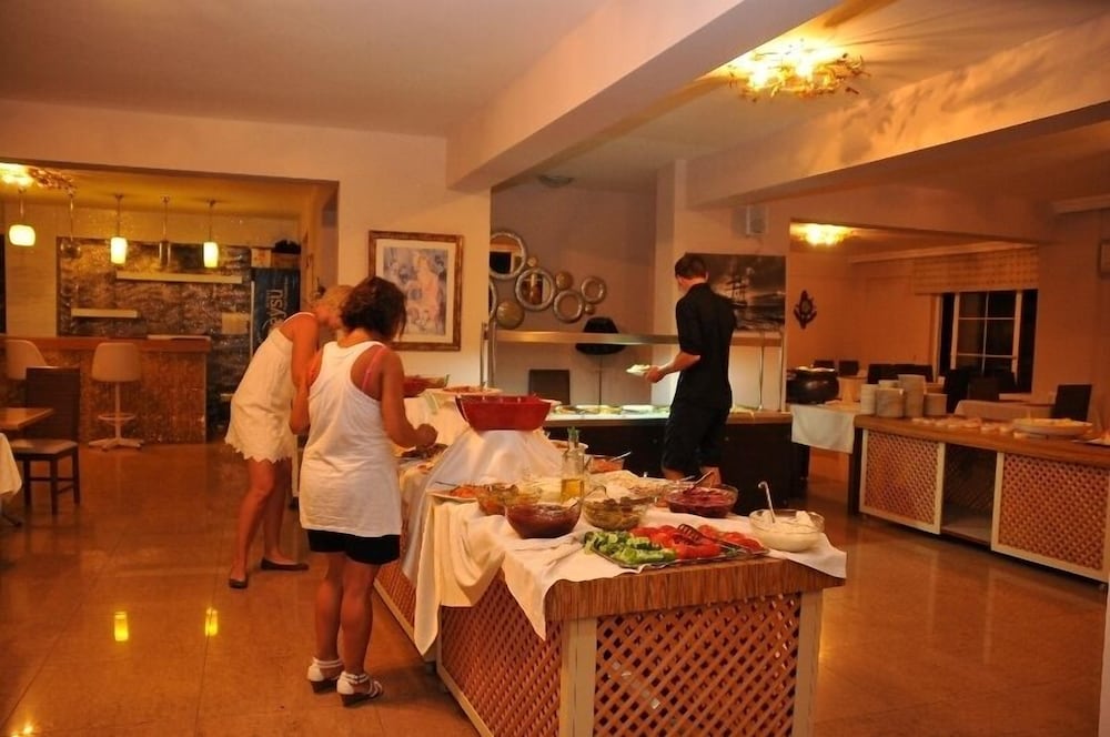 Nevada Hotel Spa — Restaurant & bars in Fethiye, Mugla