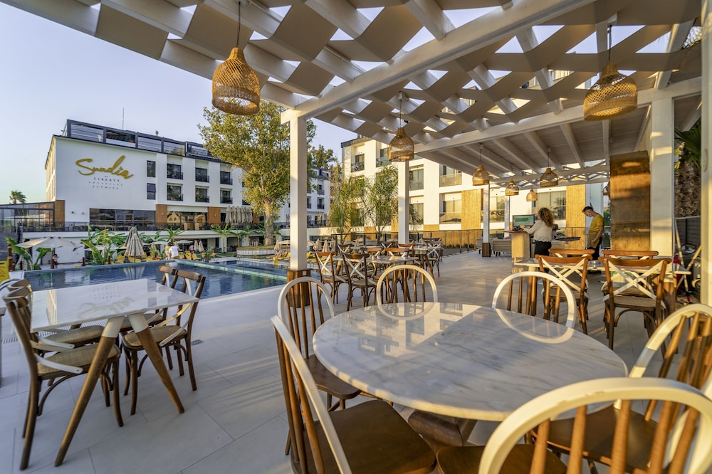 Sundia Exclusive By Liberty Fethiye - Adults Only — Restaurant & bars in Fethiye, Mugla