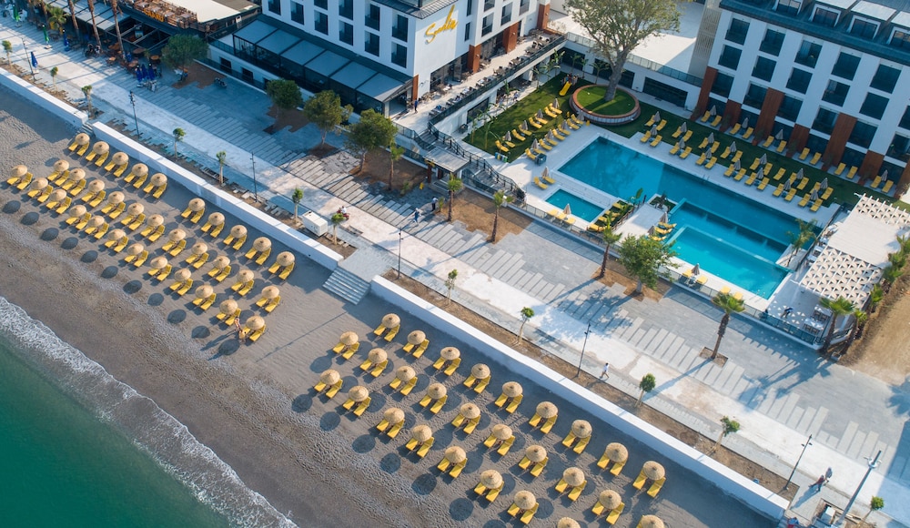 Sundia Exclusive By Liberty Fethiye - Adults Only — Beach in Fethiye, Mugla