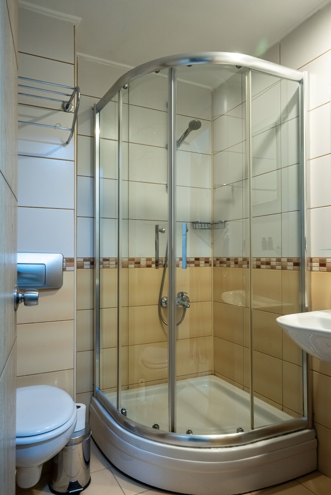 Side Lowe Hotel — Hotel rooms in Side
