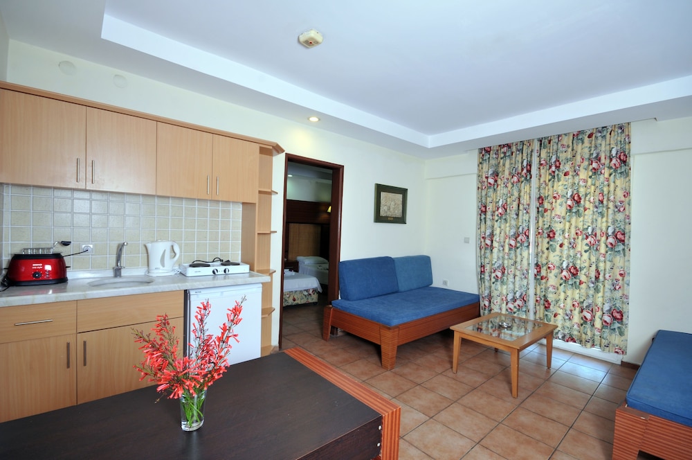 Greenpark Apartments — Hotel rooms in Marmaris, Mugla