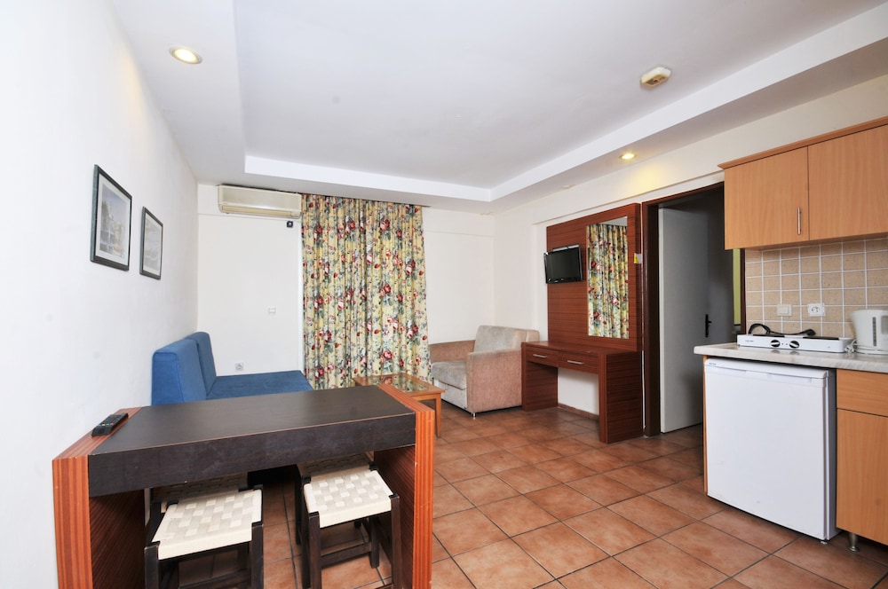 Greenpark Apartments — Hotel rooms in Marmaris, Mugla