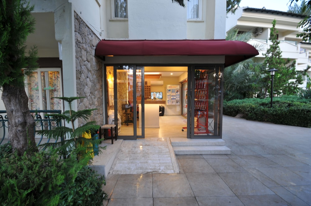 Greenpark Apartments — Hotel building in Marmaris, Mugla