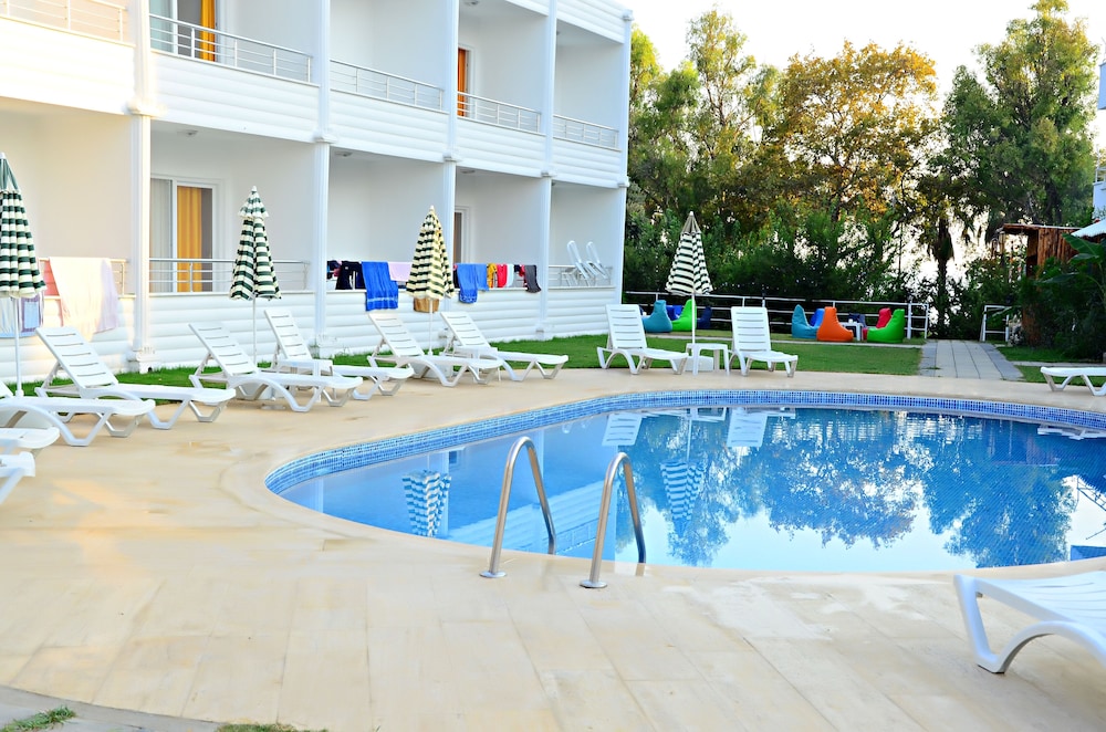 Aroma Butik Hotel — Swimming pool in Manavgat