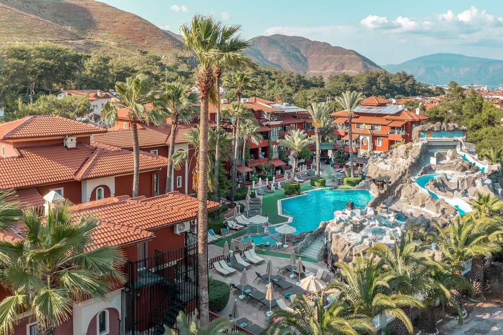 Grand Aquarium — Main photo in İçmeler, Mugla