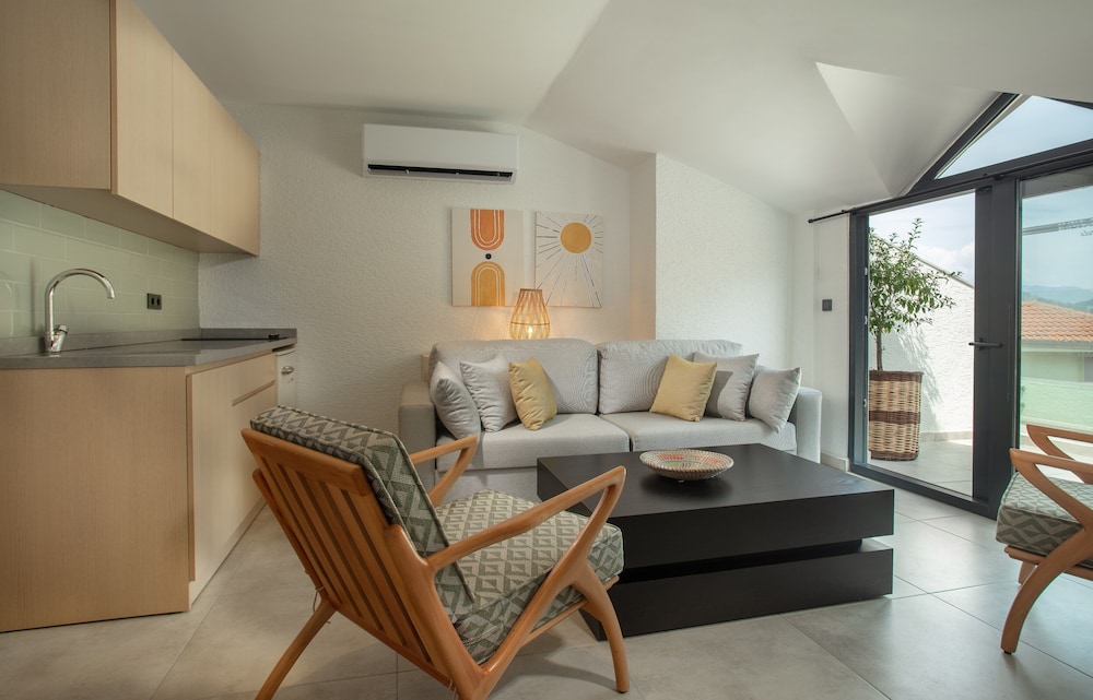 Grand Aquarium — Hotel rooms in İçmeler, Mugla