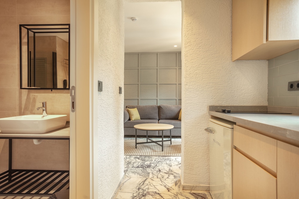Grand Aquarium — Hotel rooms in İçmeler, Mugla