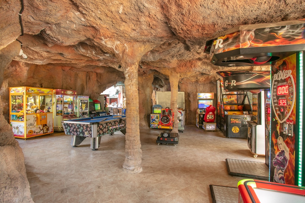 Grand Aquarium — Attractions for children in İçmeler, Mugla
