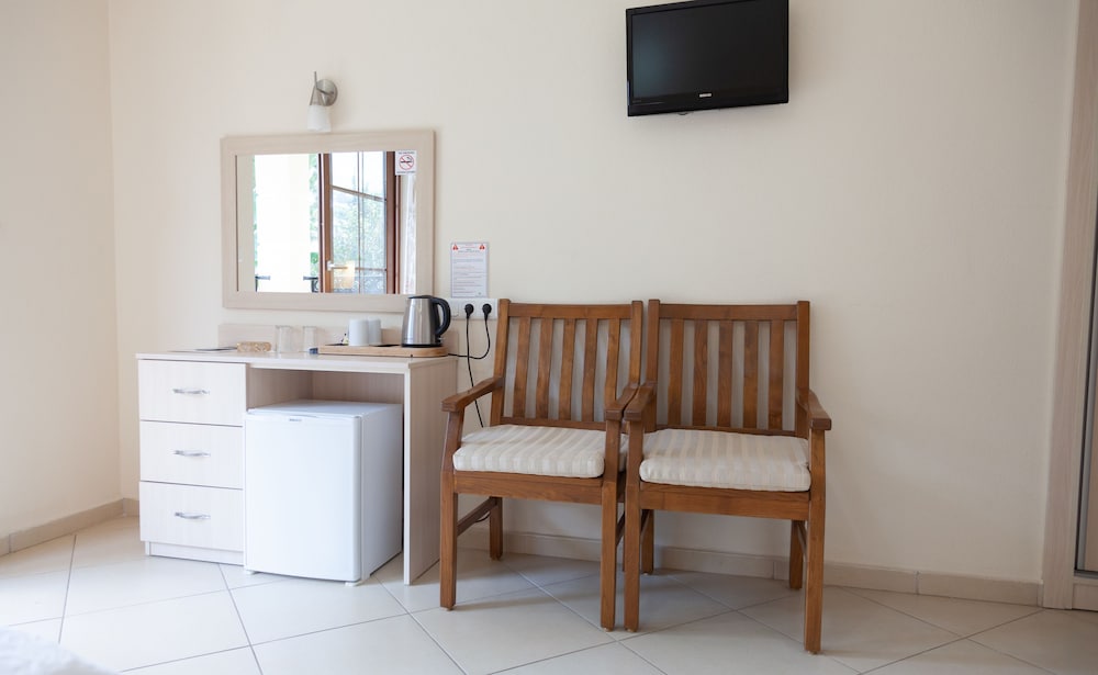 Gokcen Hotel & Apartments — Hotel rooms in Fethiye, Mugla