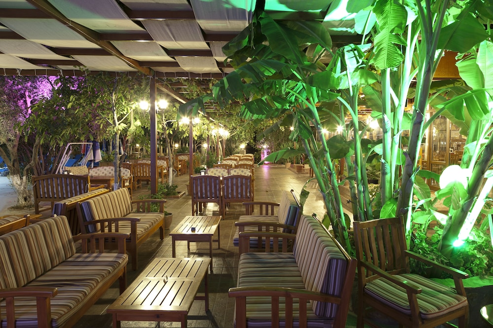 Gokcen Hotel & Apartments — Restaurant & bars in Fethiye, Mugla