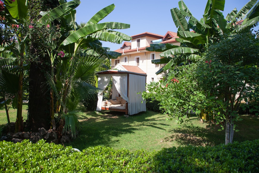 Gokcen Hotel & Apartments — Hotel building in Fethiye, Mugla