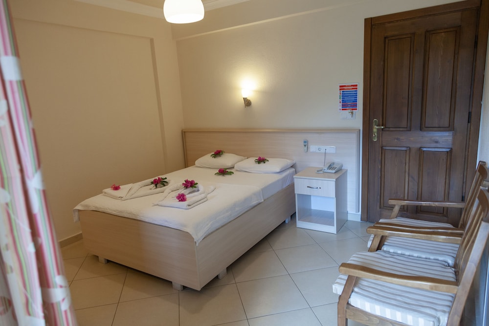 Gokcen Hotel & Apartments — Hotel rooms in Fethiye, Mugla