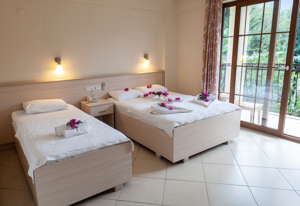 Gokcen Hotel & Apartments — Hotel rooms in Fethiye, Mugla
