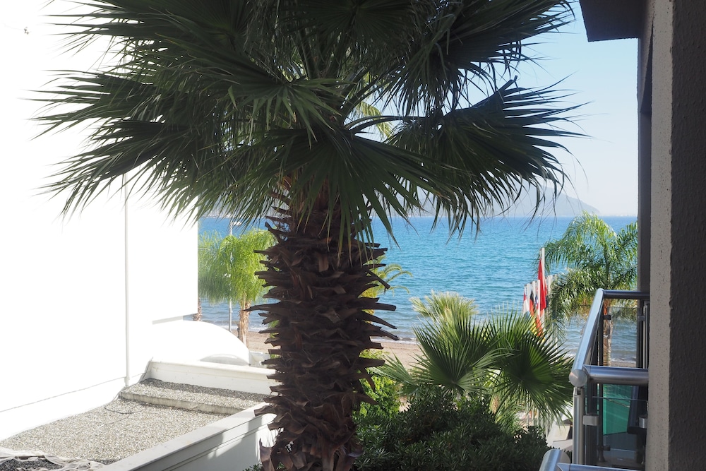 Yunus Beach Hotel — Beach in Marmaris, Mugla