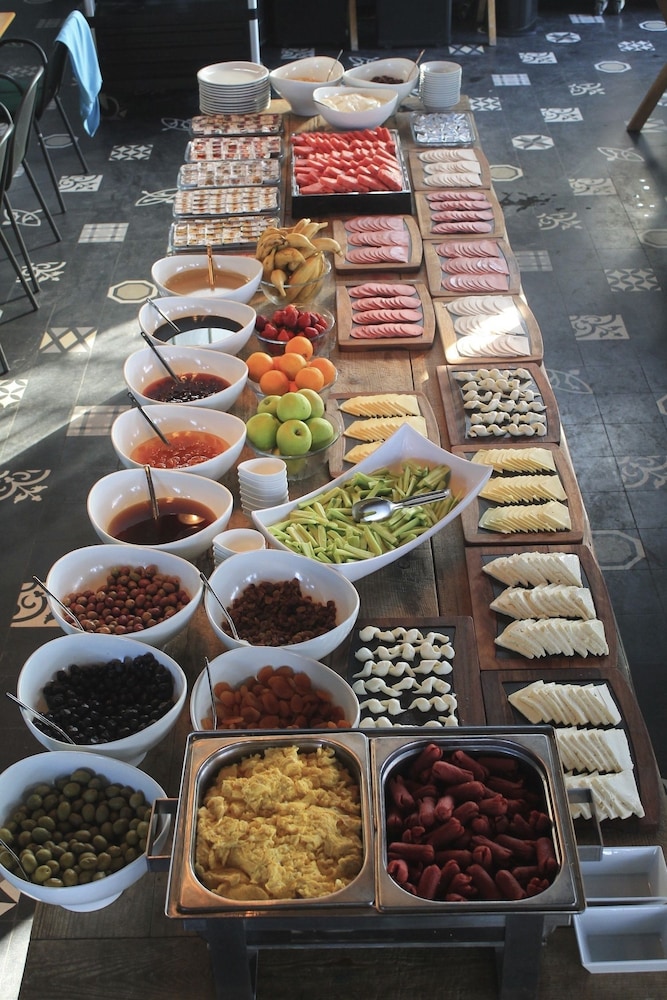 Yunus Beach Hotel — Restaurant & bars in Marmaris, Mugla