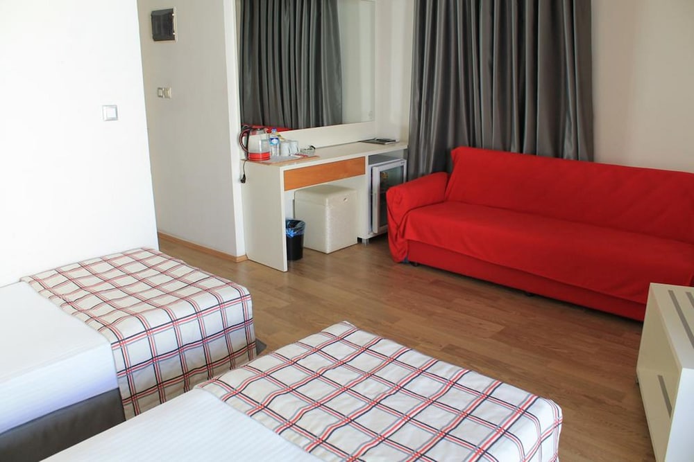 Yunus Beach Hotel — Hotel rooms in Marmaris, Mugla
