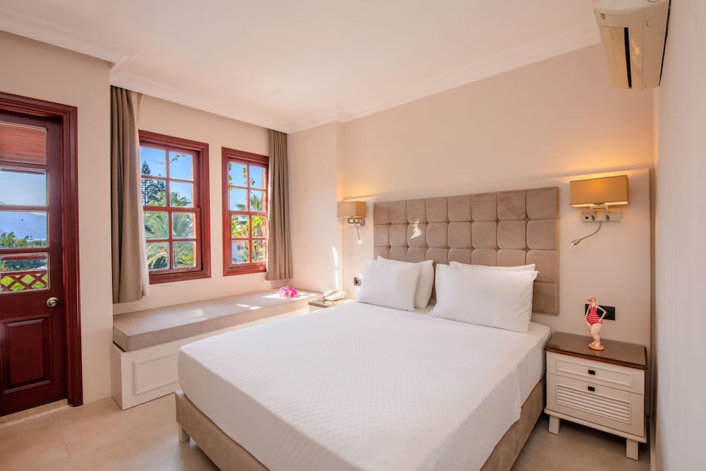 Alize Hotel Ölüdeniz - All inclusive — Hotel rooms in Fethiye, Mugla