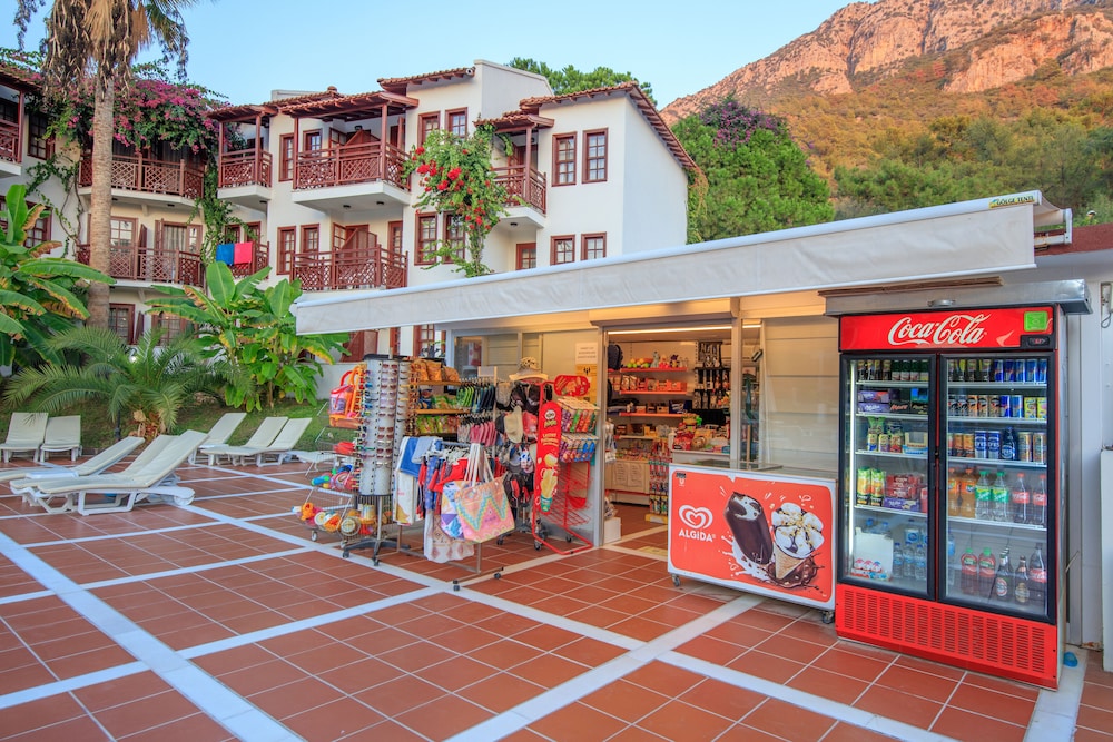 Alize Hotel Ölüdeniz - All inclusive — Restaurant & bars in Fethiye, Mugla