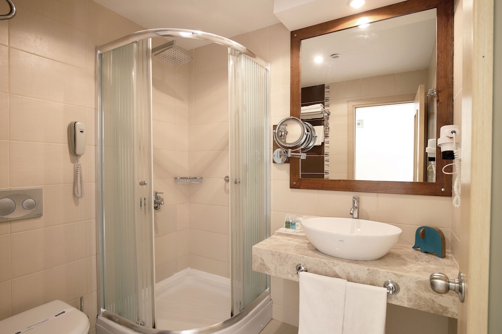 Alize Hotel Ölüdeniz - All inclusive — Hotel rooms in Fethiye, Mugla