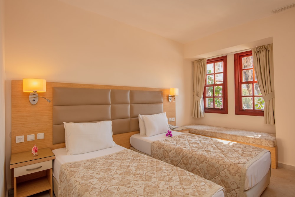 Alize Hotel Ölüdeniz - All inclusive — Hotel rooms in Fethiye, Mugla