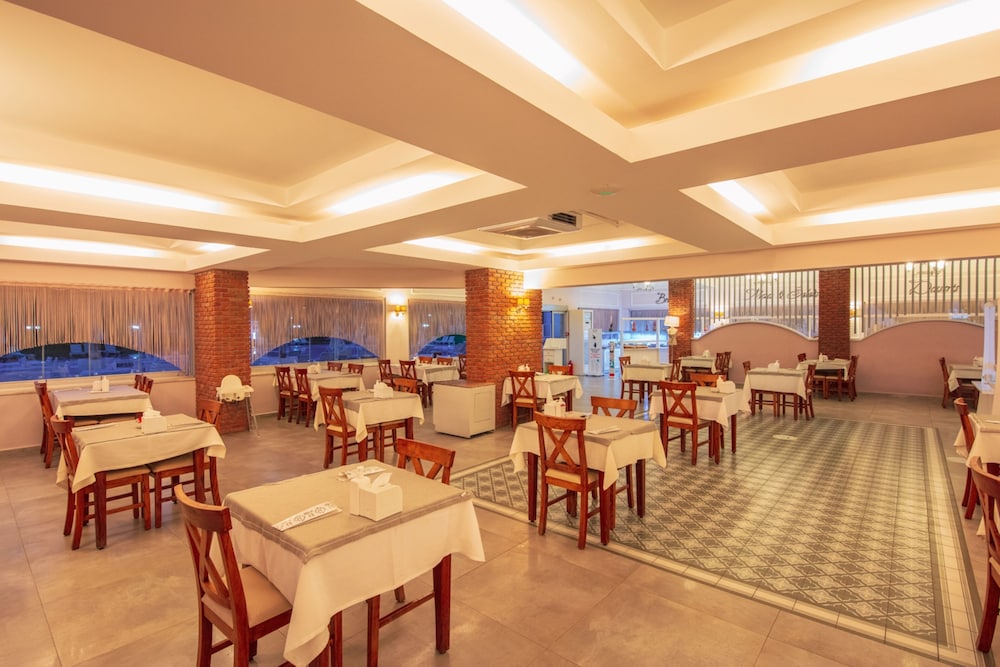 Alize Hotel Ölüdeniz - All inclusive — Restaurant & bars in Fethiye, Mugla
