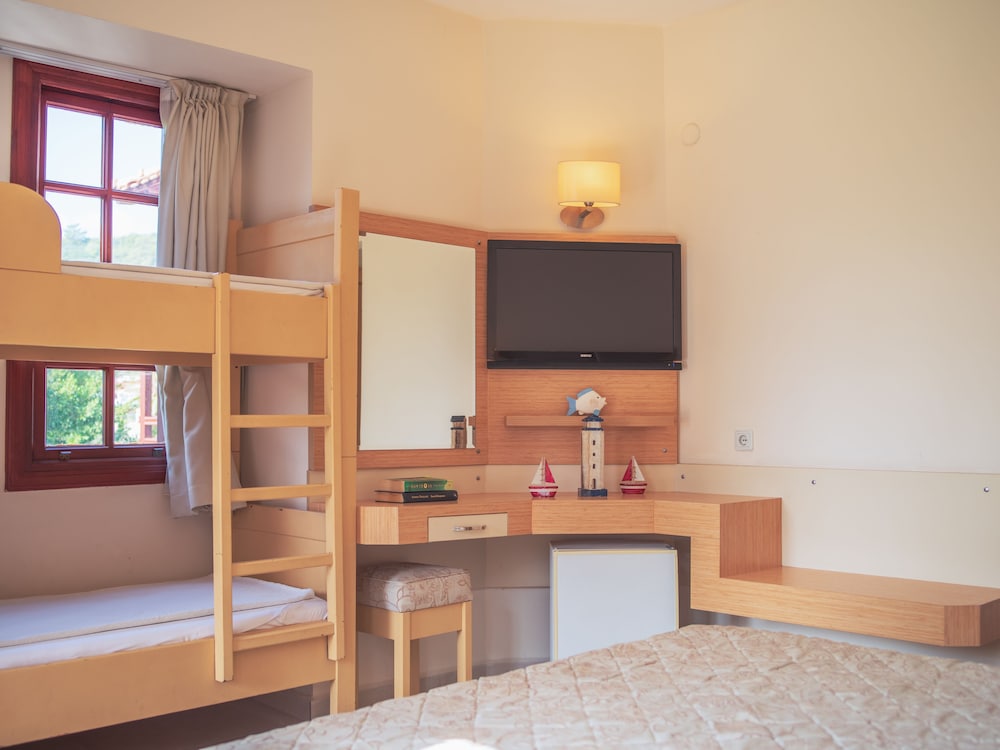 Alize Hotel Ölüdeniz - All inclusive — Hotel rooms in Fethiye, Mugla