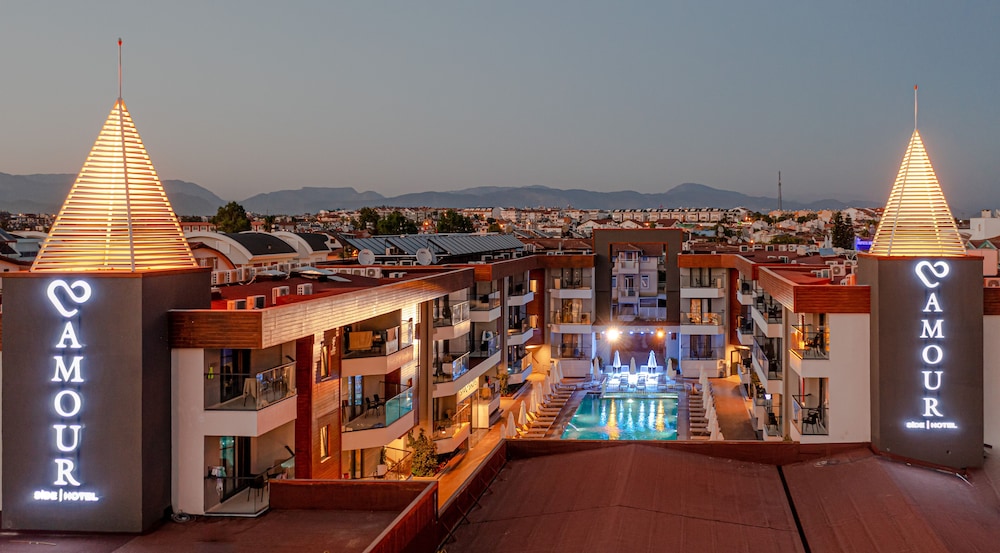 Side Amour Hotel - All Inclusive — Hotel building in Side