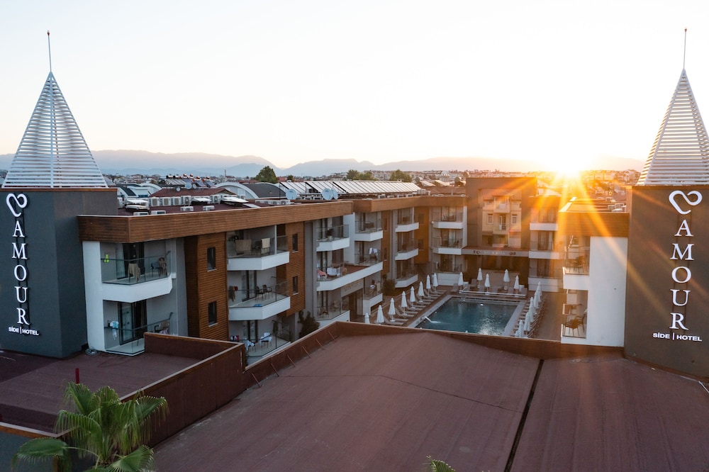 Side Amour Hotel - All Inclusive — Hotel building in Side