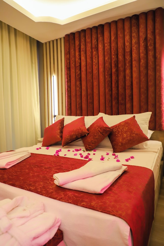 Side Amour Hotel - All Inclusive — Hotel rooms in Side