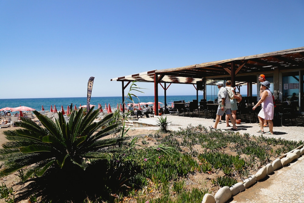 Side Amour Hotel - All Inclusive — Beach in Side