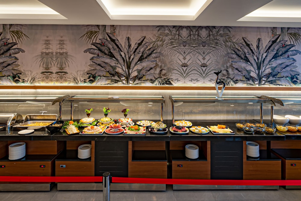 Side Amour Hotel - All Inclusive — Restaurant & bars in Side