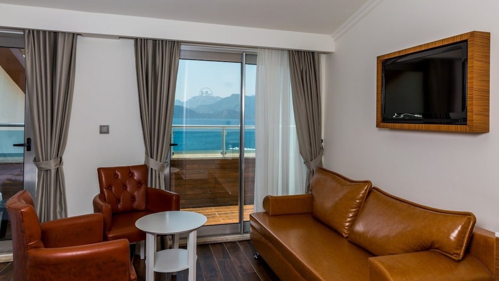 Ketenci Hotel — Hotel rooms in Marmaris, Mugla