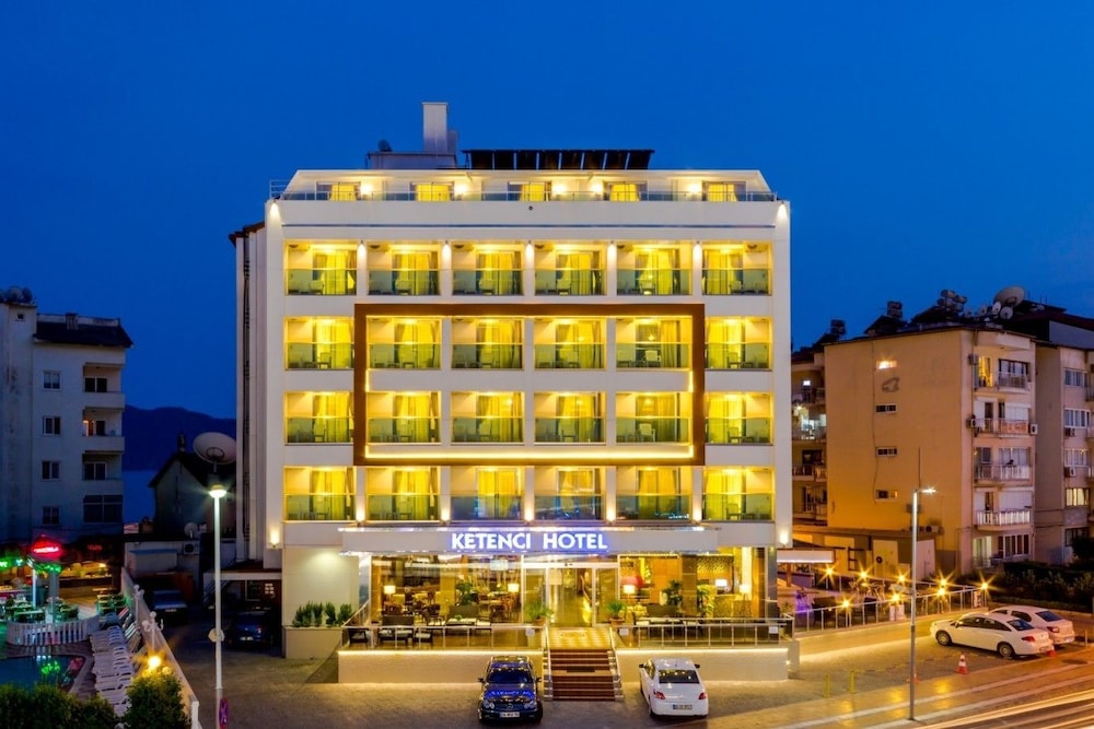 Ketenci Hotel — Hotel building in Marmaris, Mugla