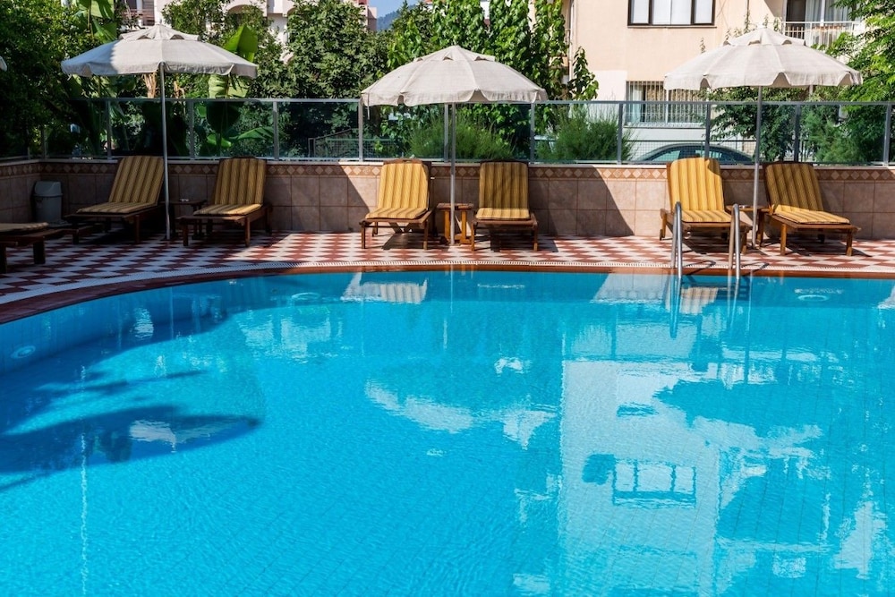 Ketenci Hotel — Swimming pool in Marmaris, Mugla