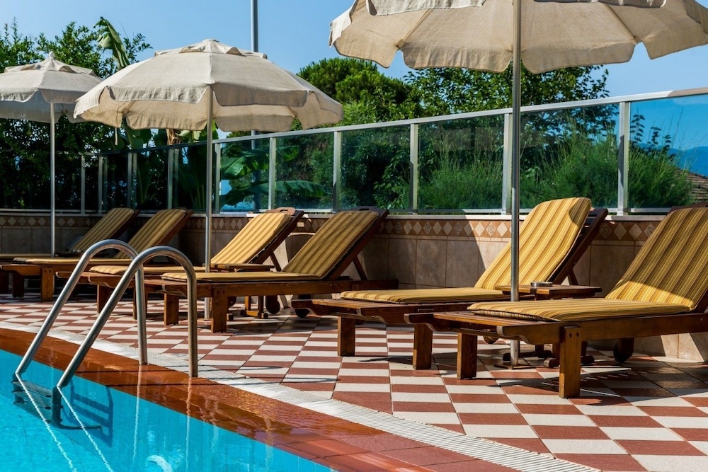 Ketenci Hotel — Swimming pool in Marmaris, Mugla