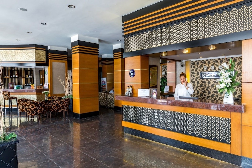 Ketenci Hotel — Hotel building in Marmaris, Mugla