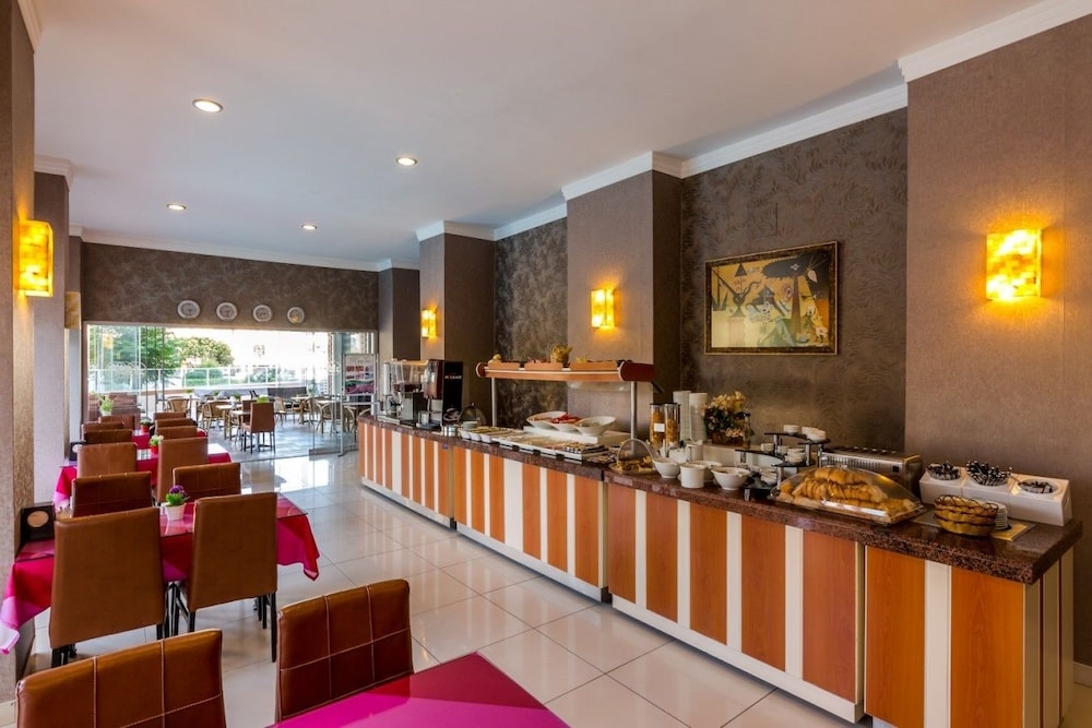 Ketenci Hotel — Restaurant & bars in Marmaris, Mugla