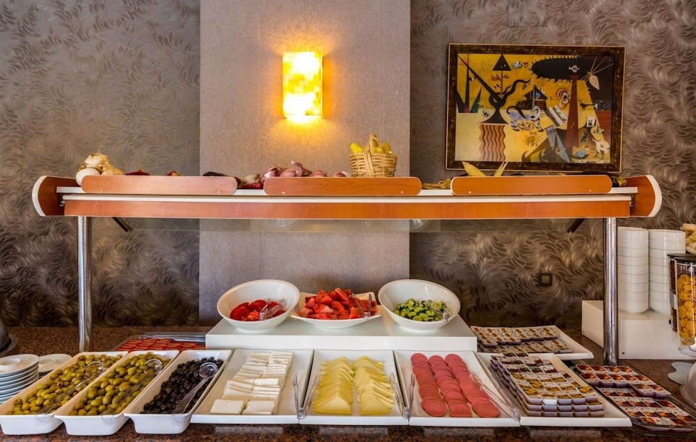 Ketenci Hotel — Restaurant & bars in Marmaris, Mugla