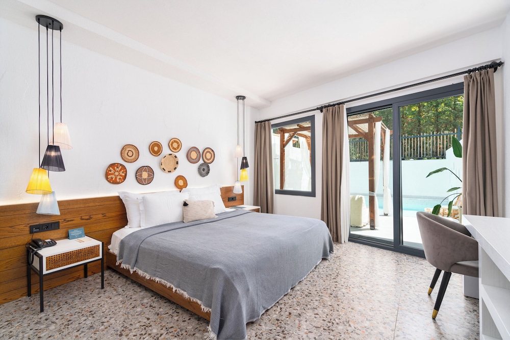 Oludeniz Blu Luxury Unique Hotel - Adults Only — Hotel rooms in Fethiye, Mugla