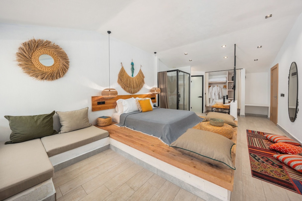 Oludeniz Blu Luxury Unique Hotel - Adults Only — Hotel rooms in Fethiye, Mugla
