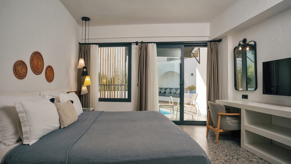 Oludeniz Blu Luxury Unique Hotel - Adults Only — Hotel rooms in Fethiye, Mugla