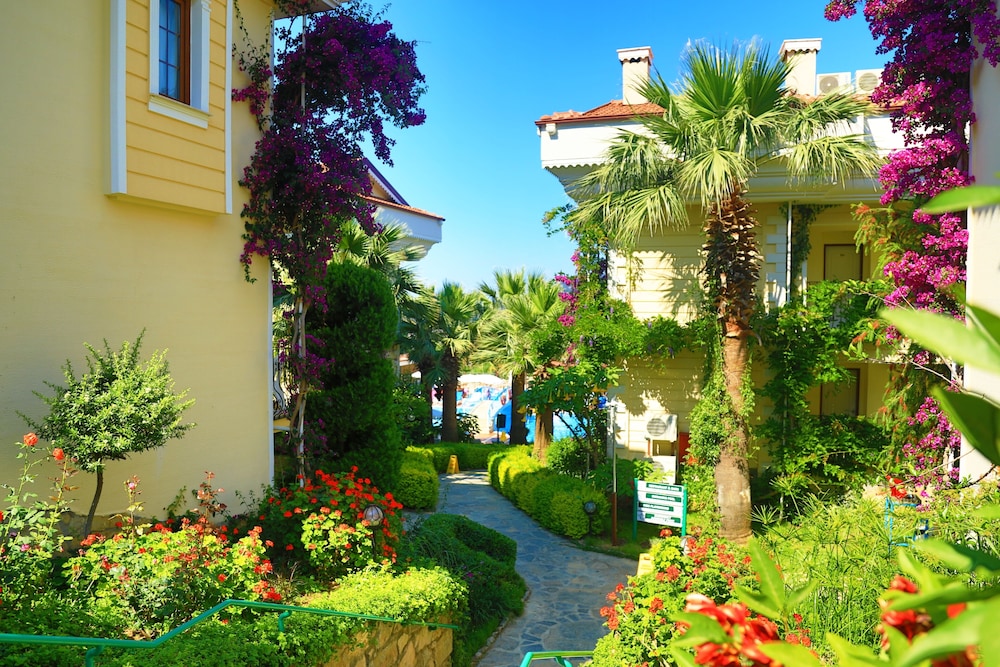 Yel Holiday Resort - All Inclusive — Outdoor in Fethiye, Mugla