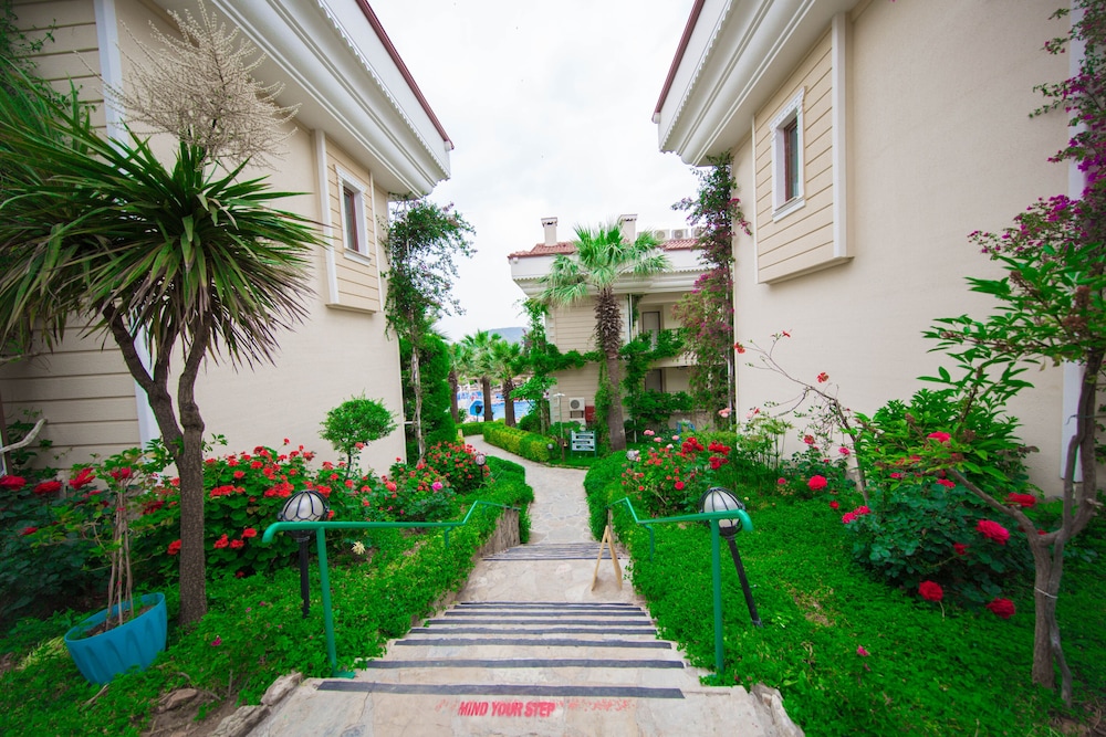 Yel Holiday Resort - All Inclusive — Outdoor in Fethiye, Mugla