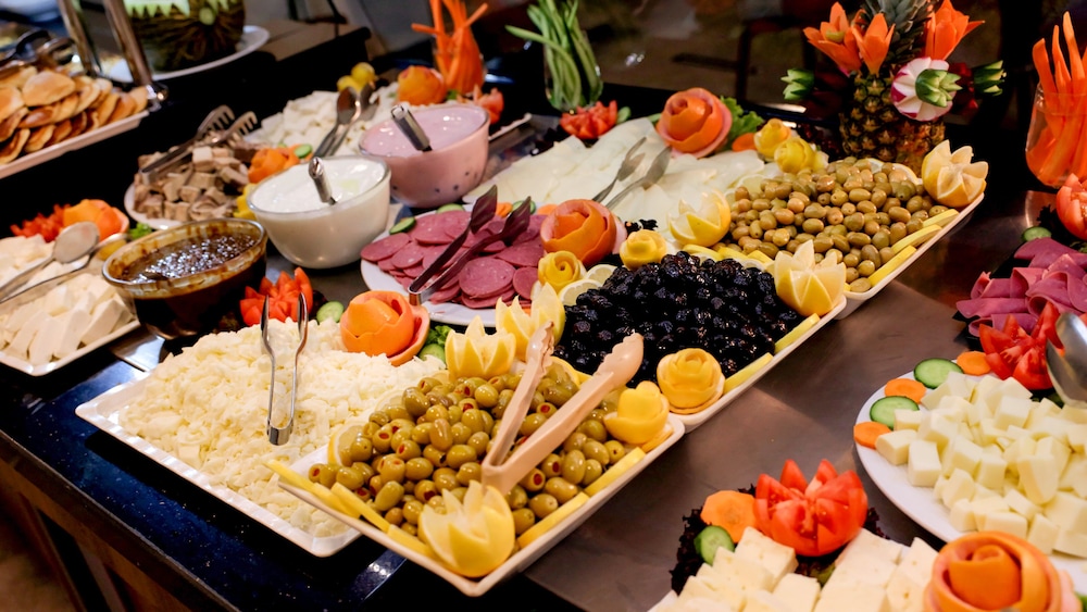 The Corner Park Hotel — Restaurant & bars in Antalya