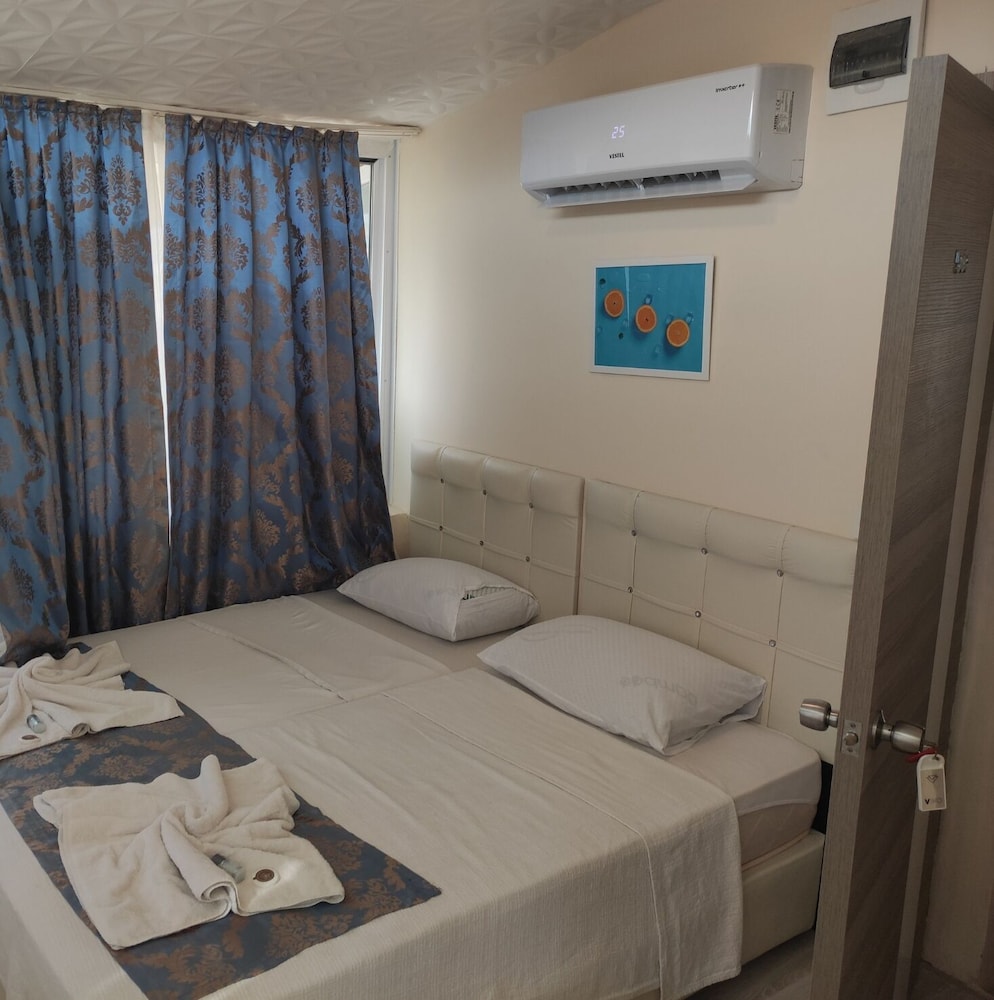 Romeo Beach Hotel — Hotel rooms in Kemer