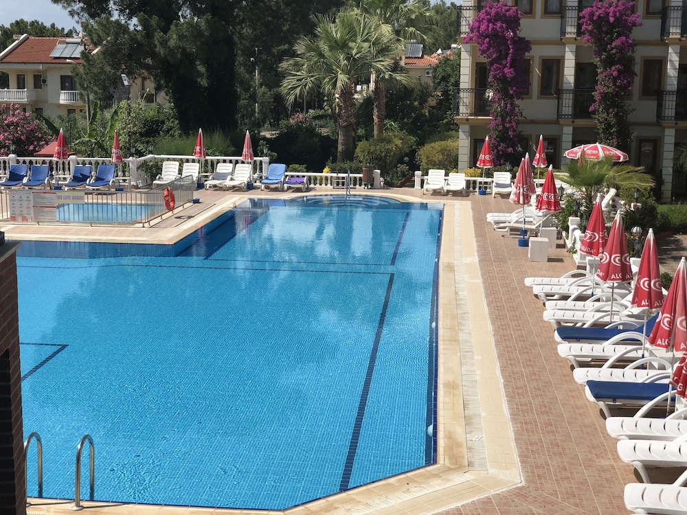 Hotel Leytur — Swimming pool in Fethiye, Mugla