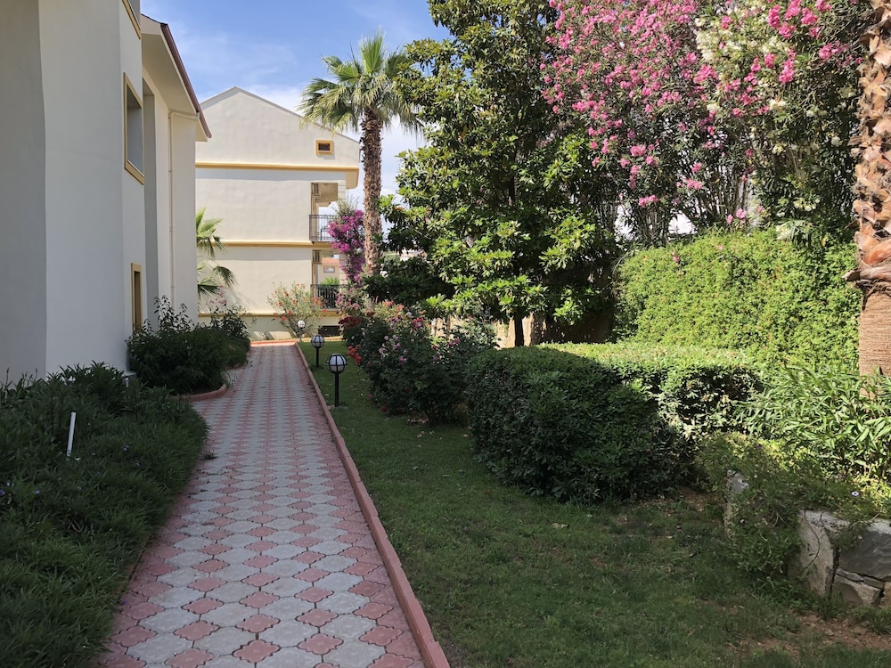 Hotel Leytur — Hotel building in Fethiye, Mugla