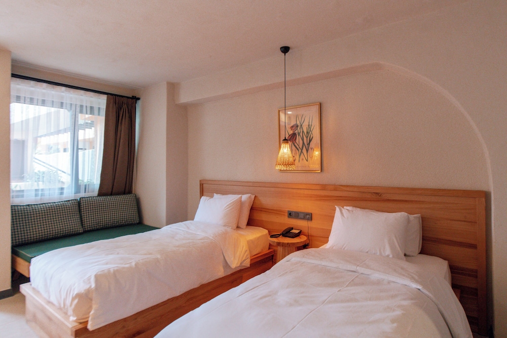 Ünsal Hotel — Hotel rooms in Fethiye, Mugla